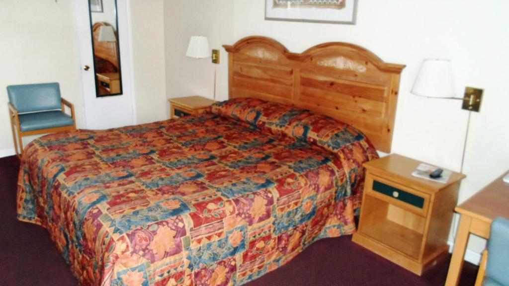 Travelers Inn And Suites Саут-Лейк-Таго Номер фото